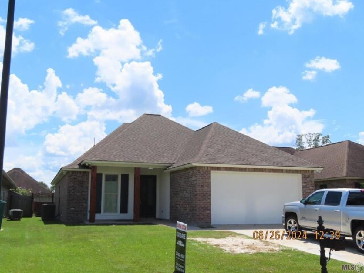 Picture of Home For Sale in Denham Springs, Louisiana, United States