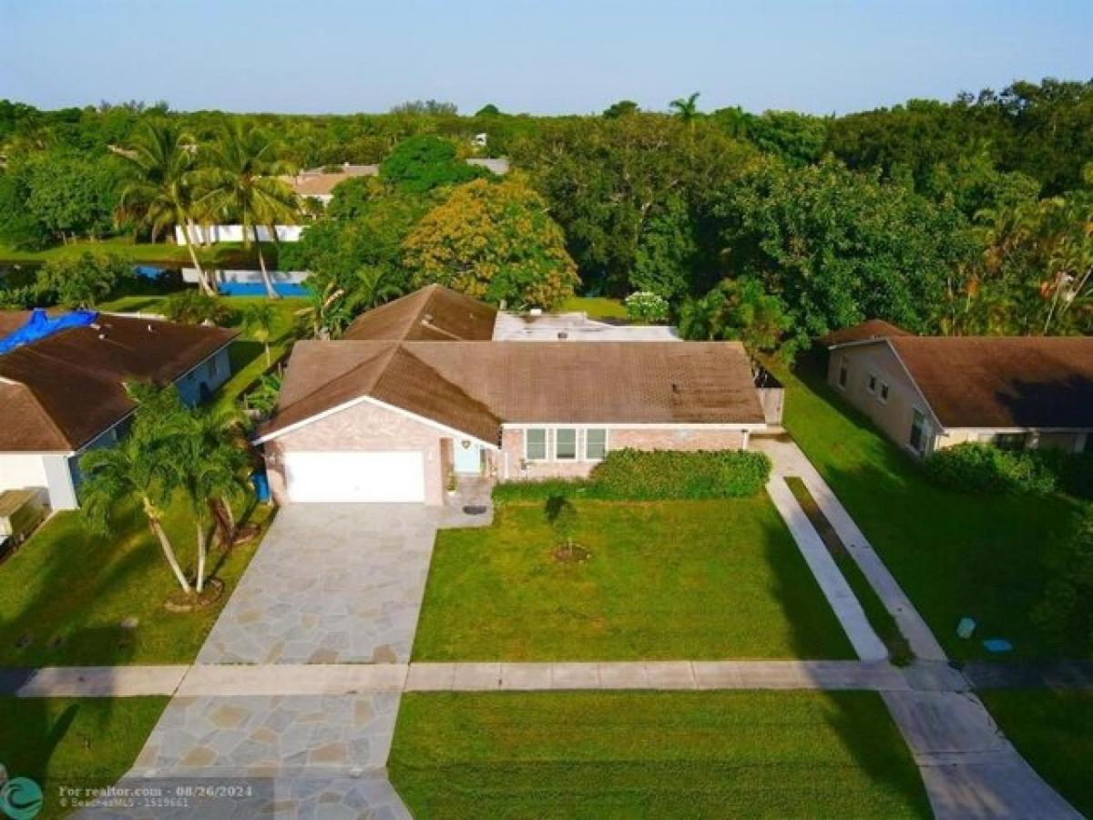 Picture of Home For Sale in Royal Palm Beach, Florida, United States