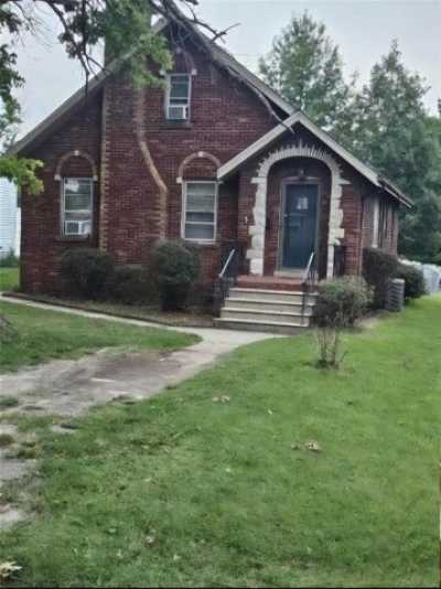 Home For Sale in Belleville, Illinois