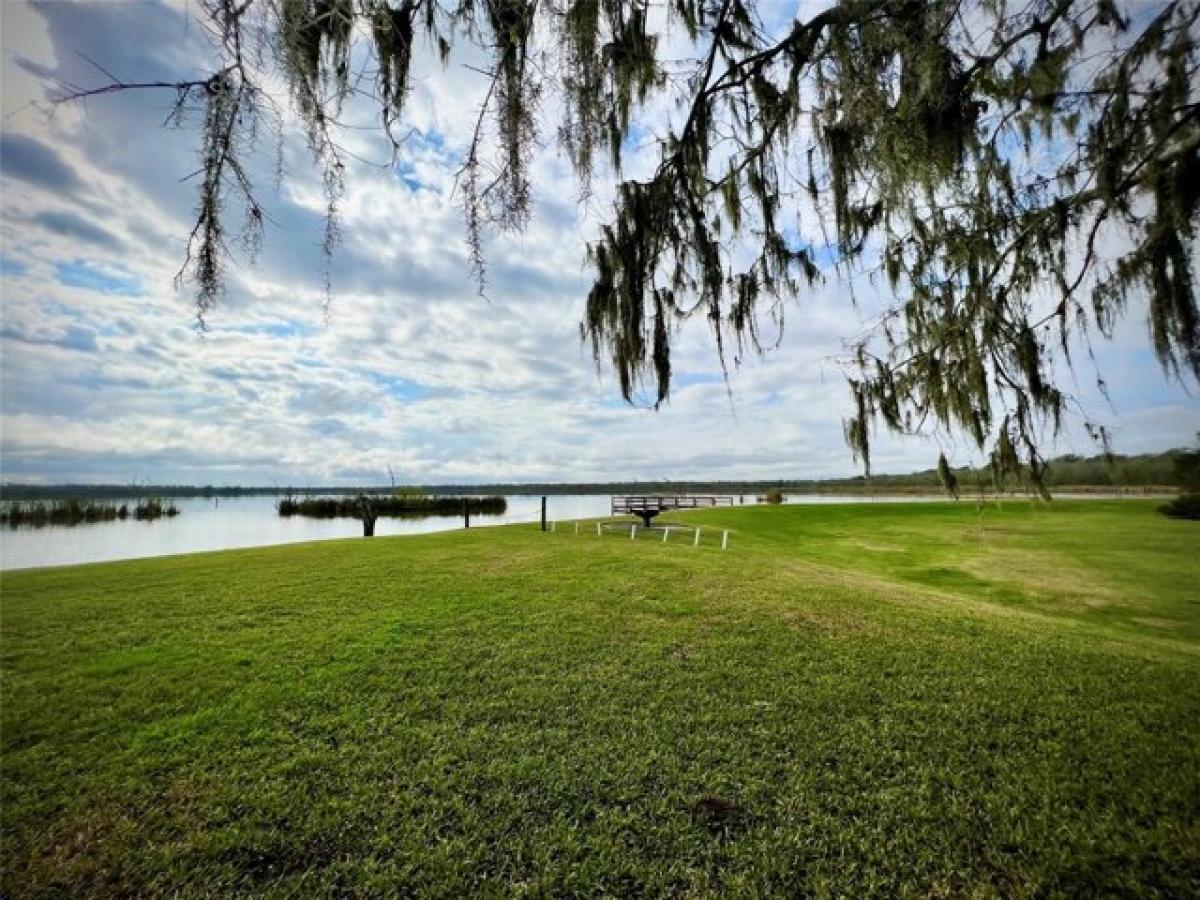 Picture of Residential Land For Sale in Angleton, Texas, United States