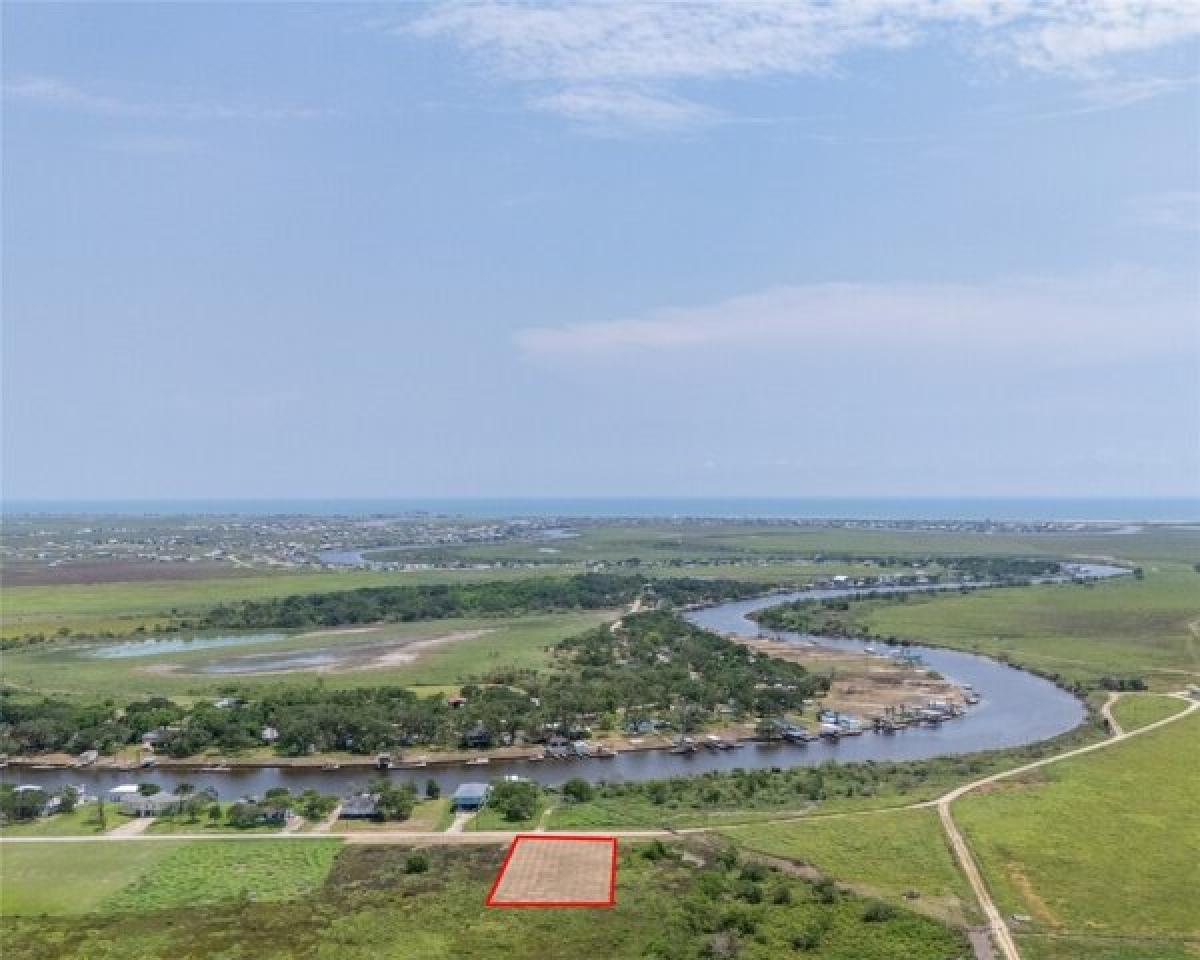 Picture of Residential Land For Sale in Sargent, Texas, United States