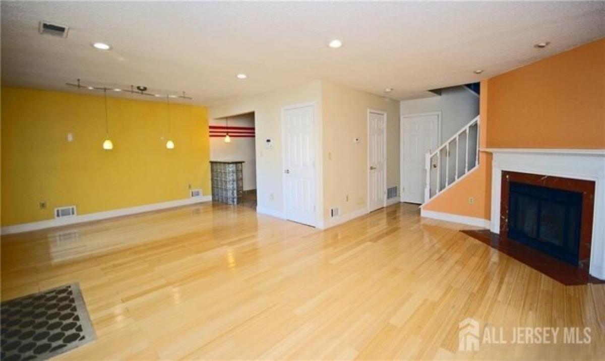 Picture of Home For Rent in North Brunswick, New Jersey, United States