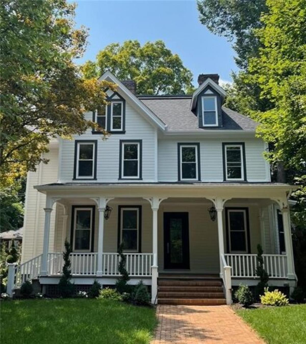 Picture of Home For Sale in Sewickley, Pennsylvania, United States