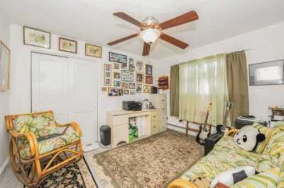 Home For Sale in Lindenhurst, New York