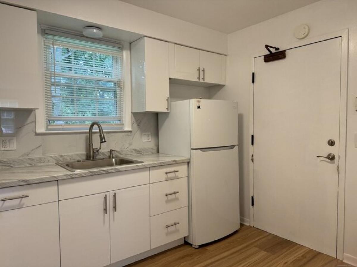 Picture of Home For Rent in Branford, Connecticut, United States