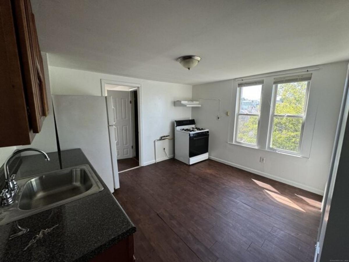 Picture of Apartment For Rent in Waterbury, Connecticut, United States