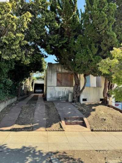 Home For Sale in Albany, California