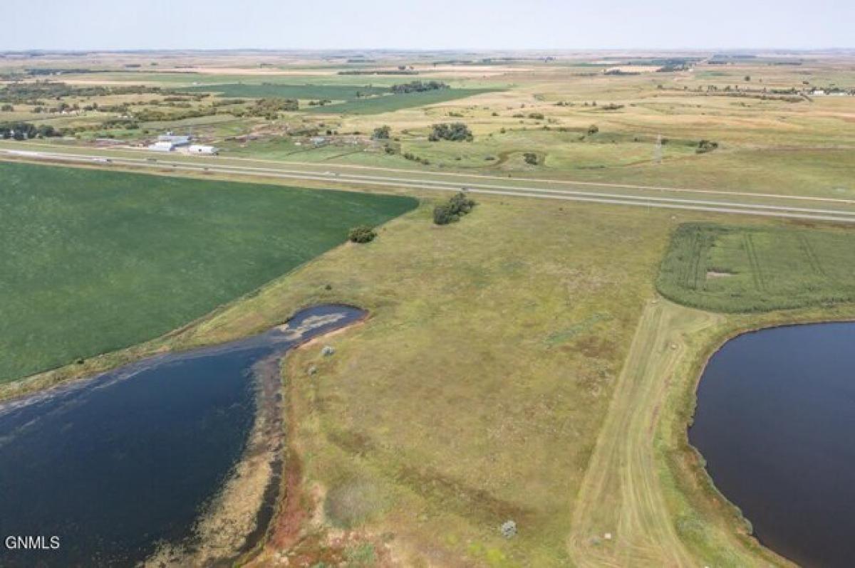 Picture of Residential Land For Sale in Menoken, North Dakota, United States