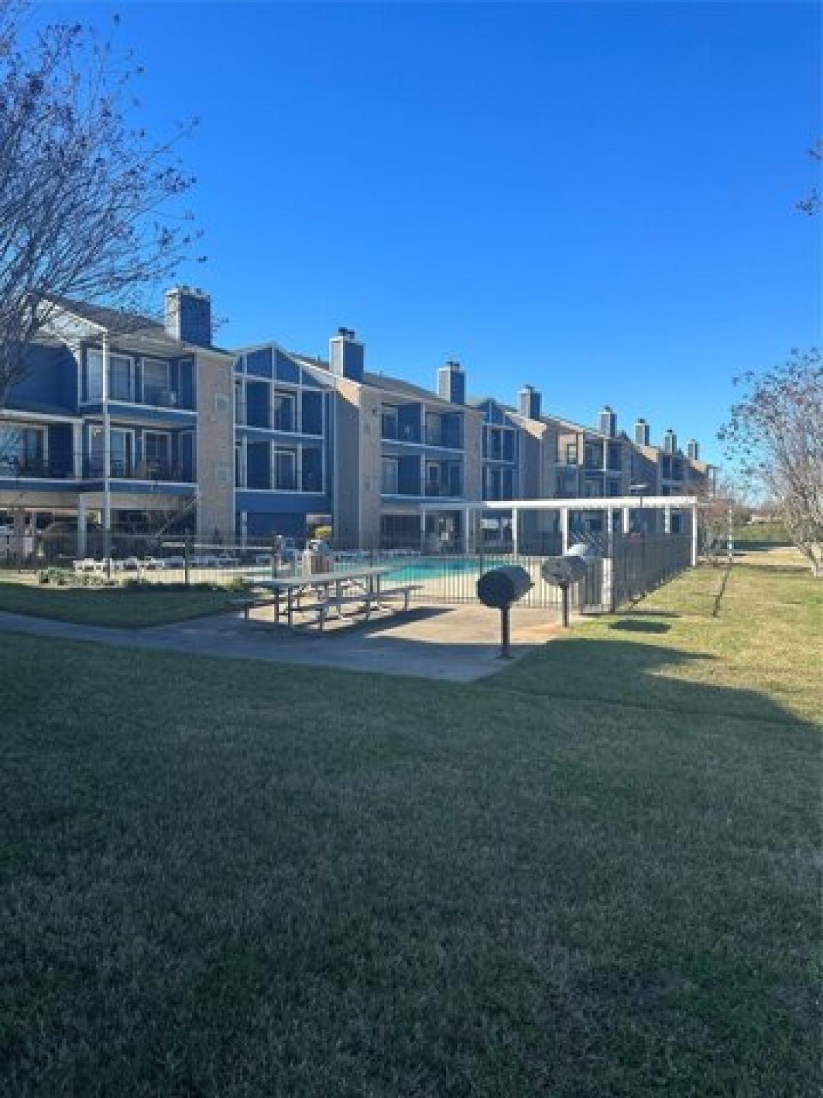 Picture of Home For Sale in Webster, Texas, United States