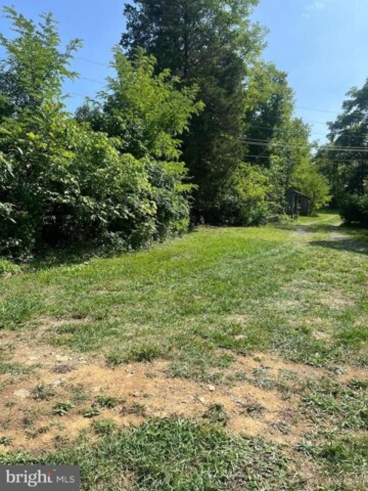 Picture of Residential Land For Sale in Kearneysville, West Virginia, United States