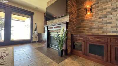 Home For Sale in Brookings, Oregon