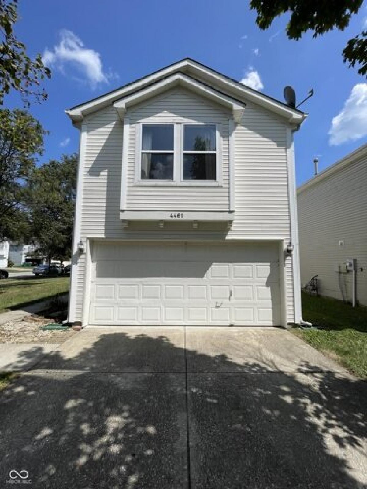 Picture of Home For Sale in Plainfield, Indiana, United States