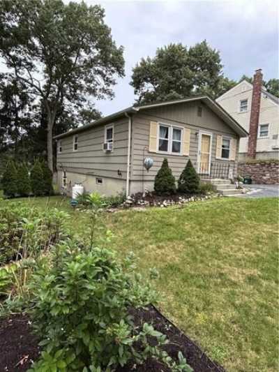 Home For Sale in Coventry, Rhode Island