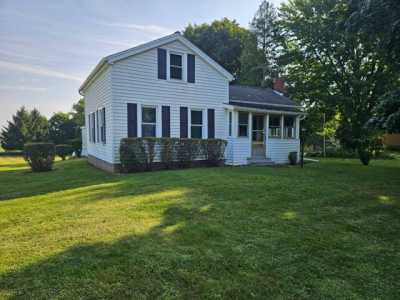 Home For Sale in Basom, New York