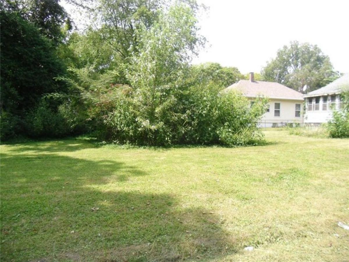 Picture of Residential Land For Rent in Lebanon, Illinois, United States