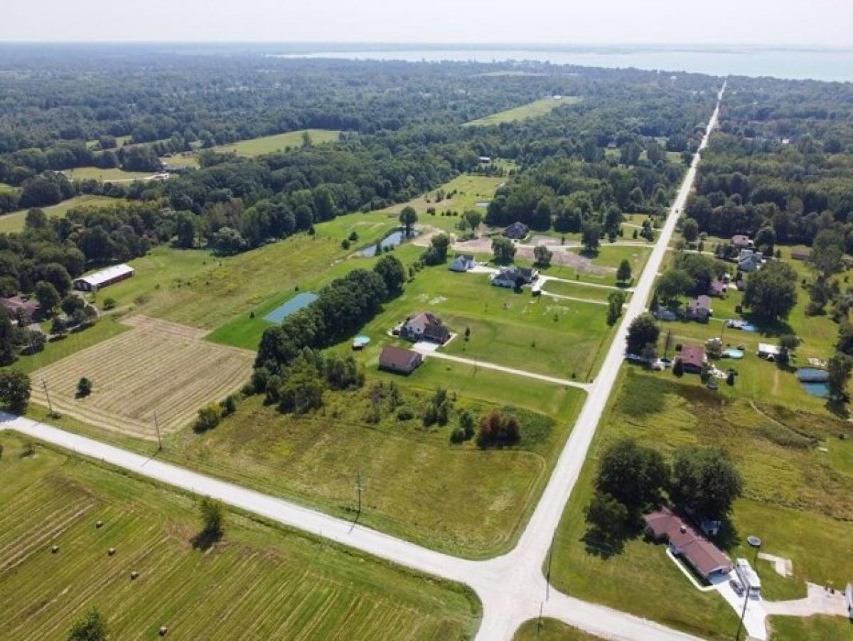 Picture of Residential Land For Sale in Fair Haven, Michigan, United States