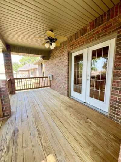 Home For Sale in Nixa, Missouri