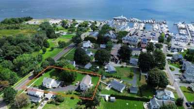 Home For Sale in Old Saybrook, Connecticut