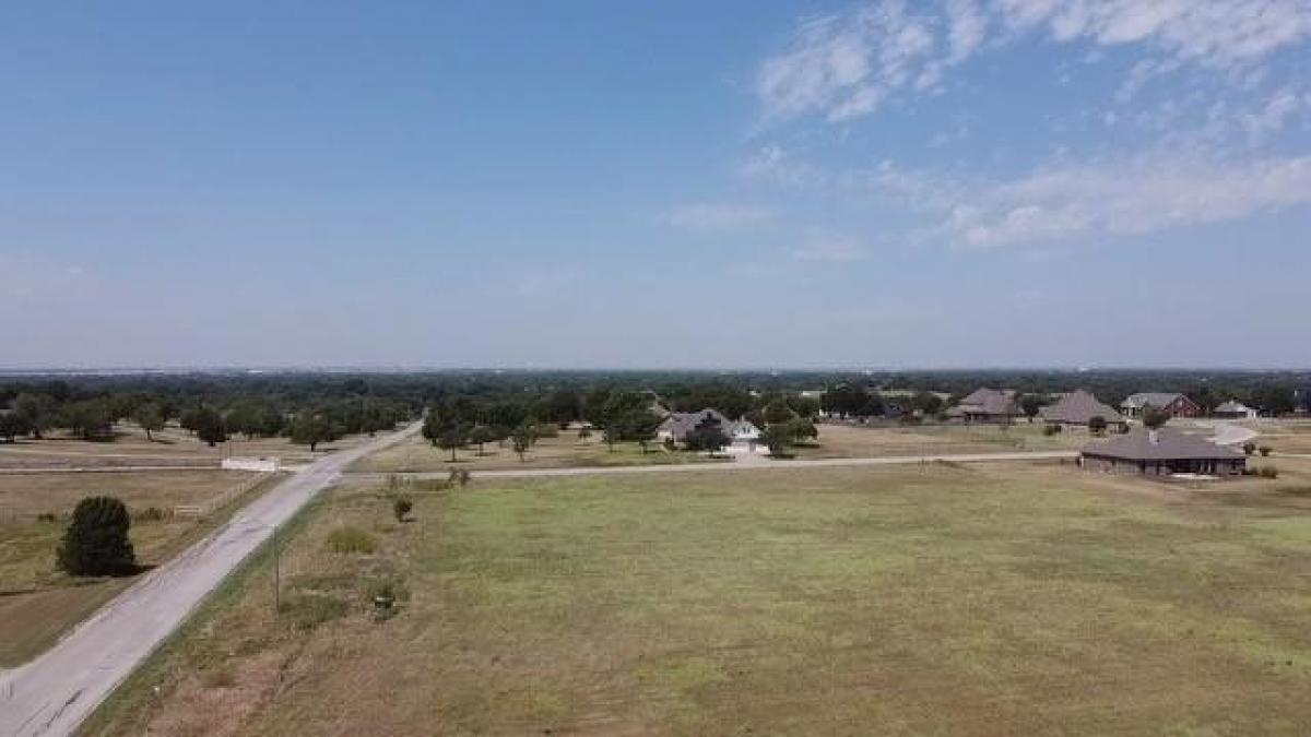 Picture of Residential Land For Sale in Gainesville, Texas, United States