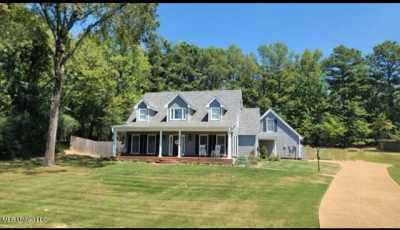 Home For Sale in Olive Branch, Mississippi