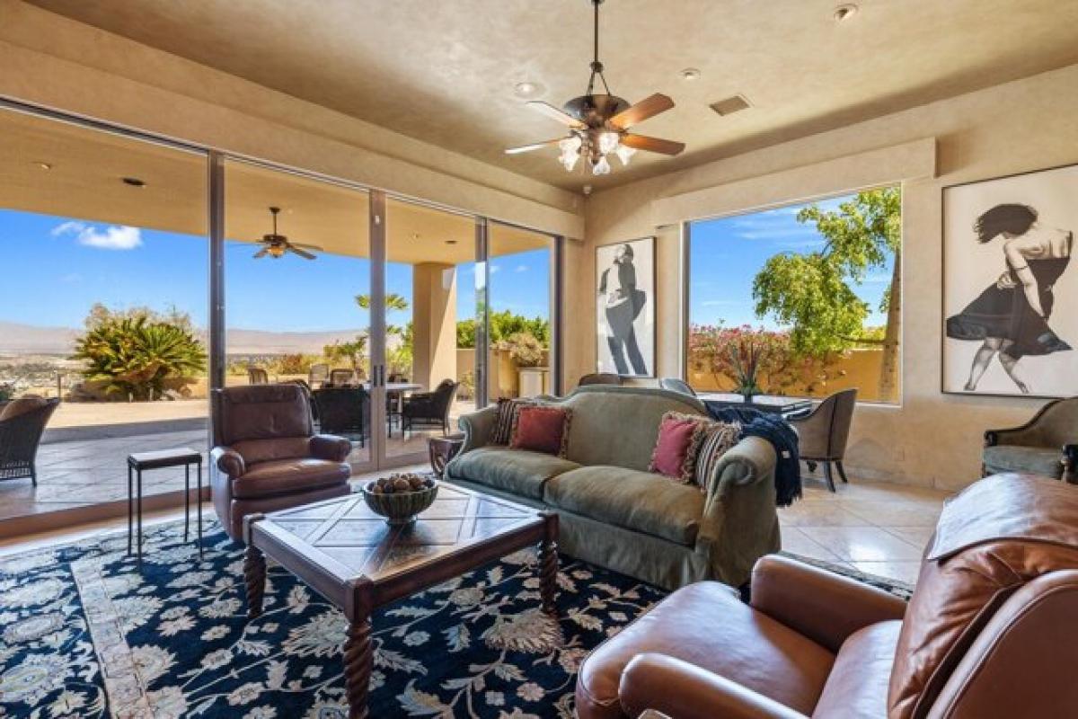 Picture of Home For Sale in Rancho Mirage, California, United States