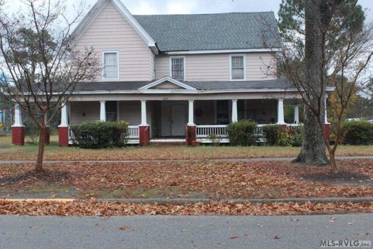 Picture of Home For Sale in Winton, North Carolina, United States