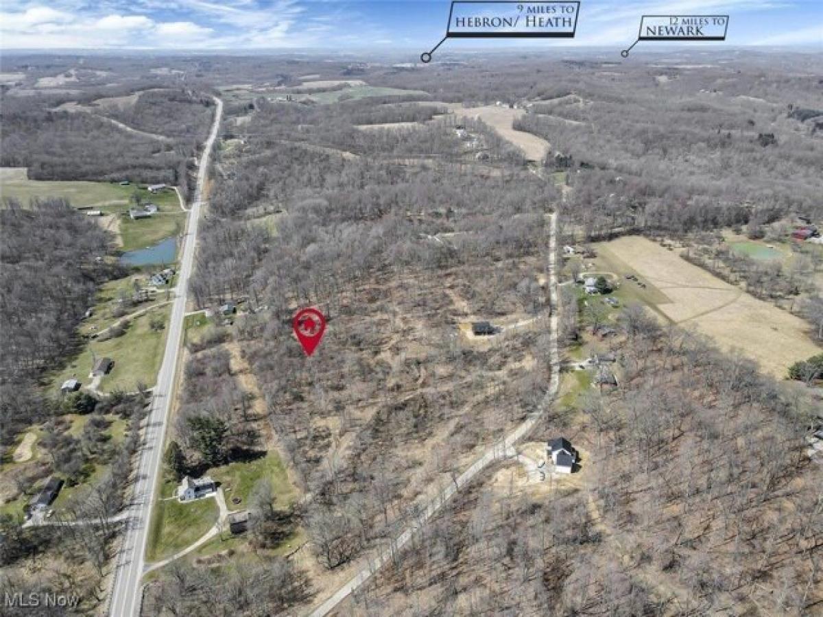 Picture of Residential Land For Sale in Thornville, Ohio, United States