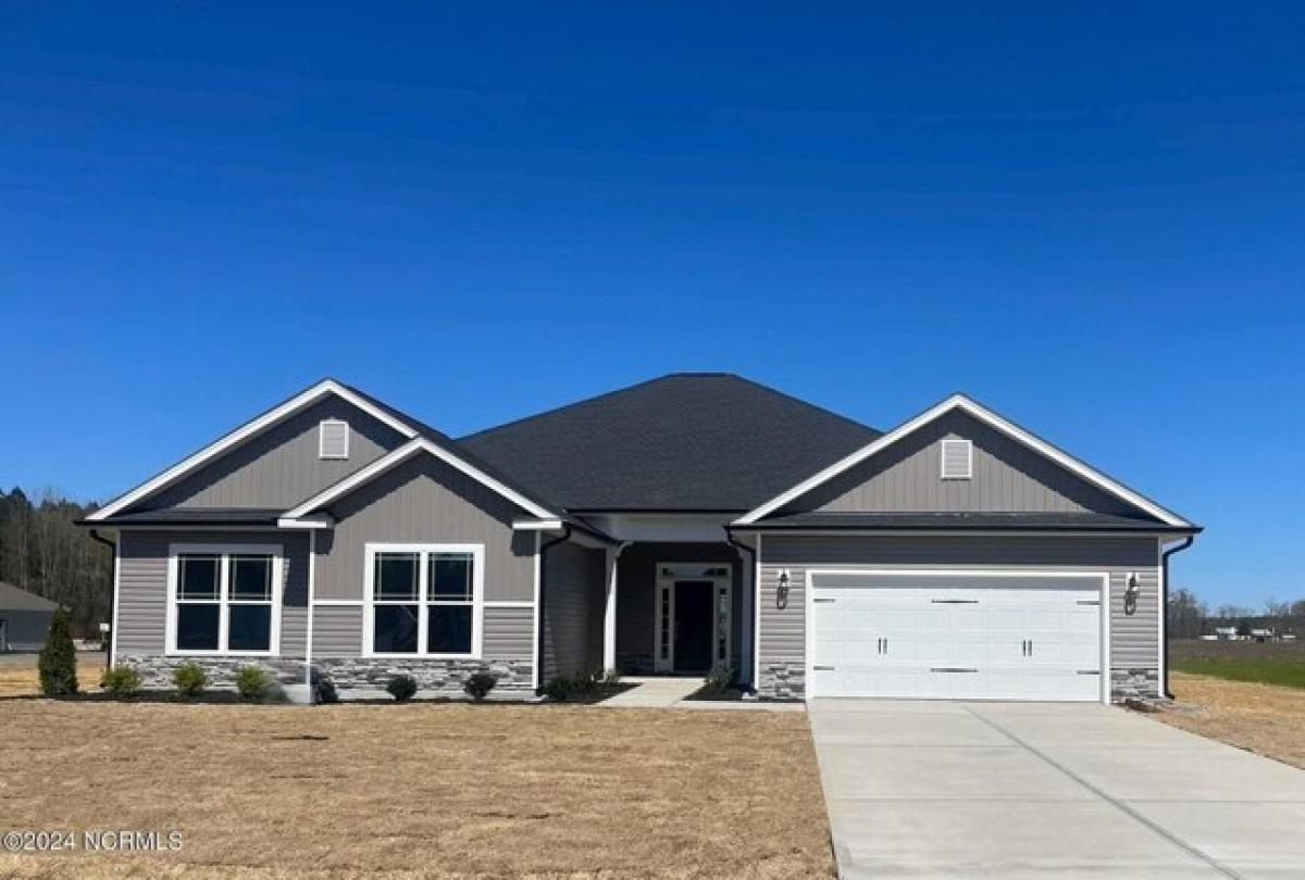 Picture of Home For Sale in Bailey, North Carolina, United States