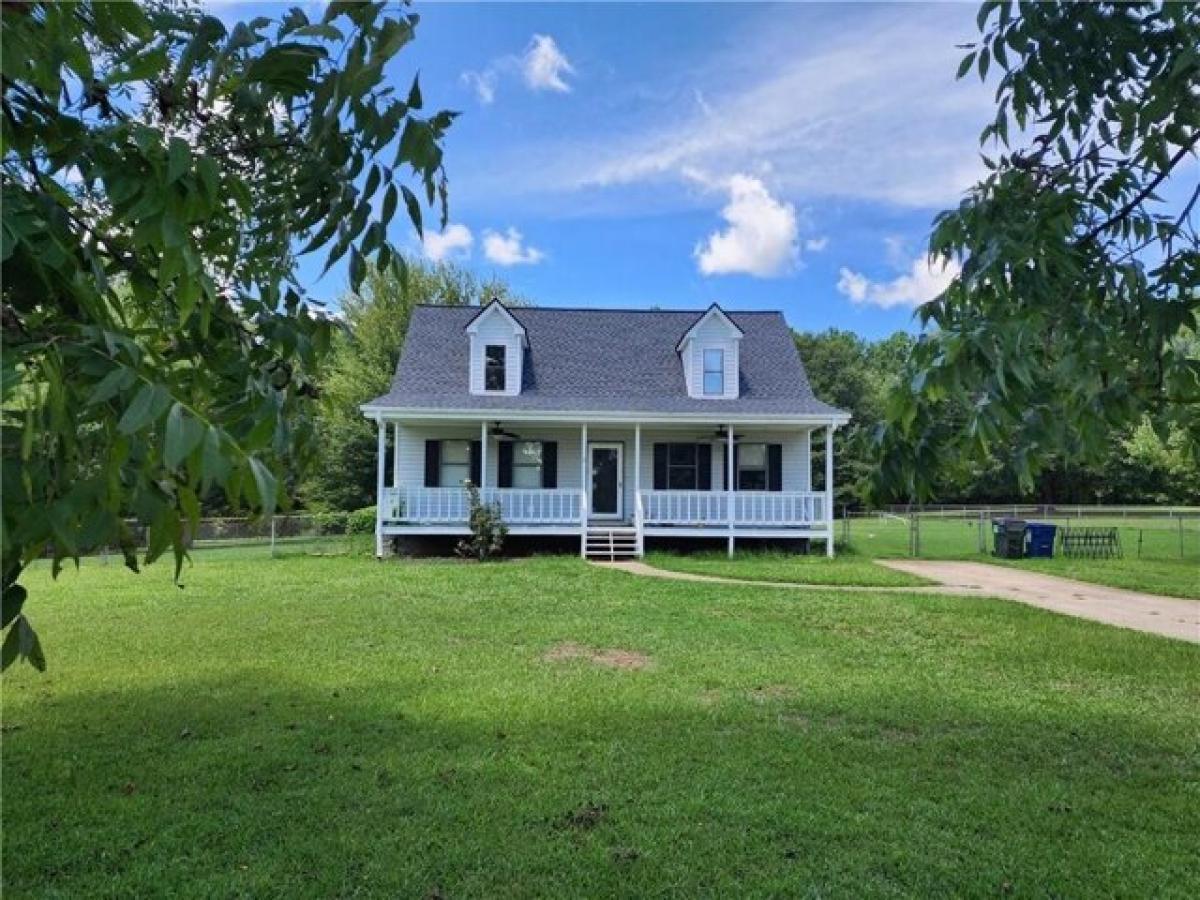 Picture of Home For Sale in Monroe, Georgia, United States