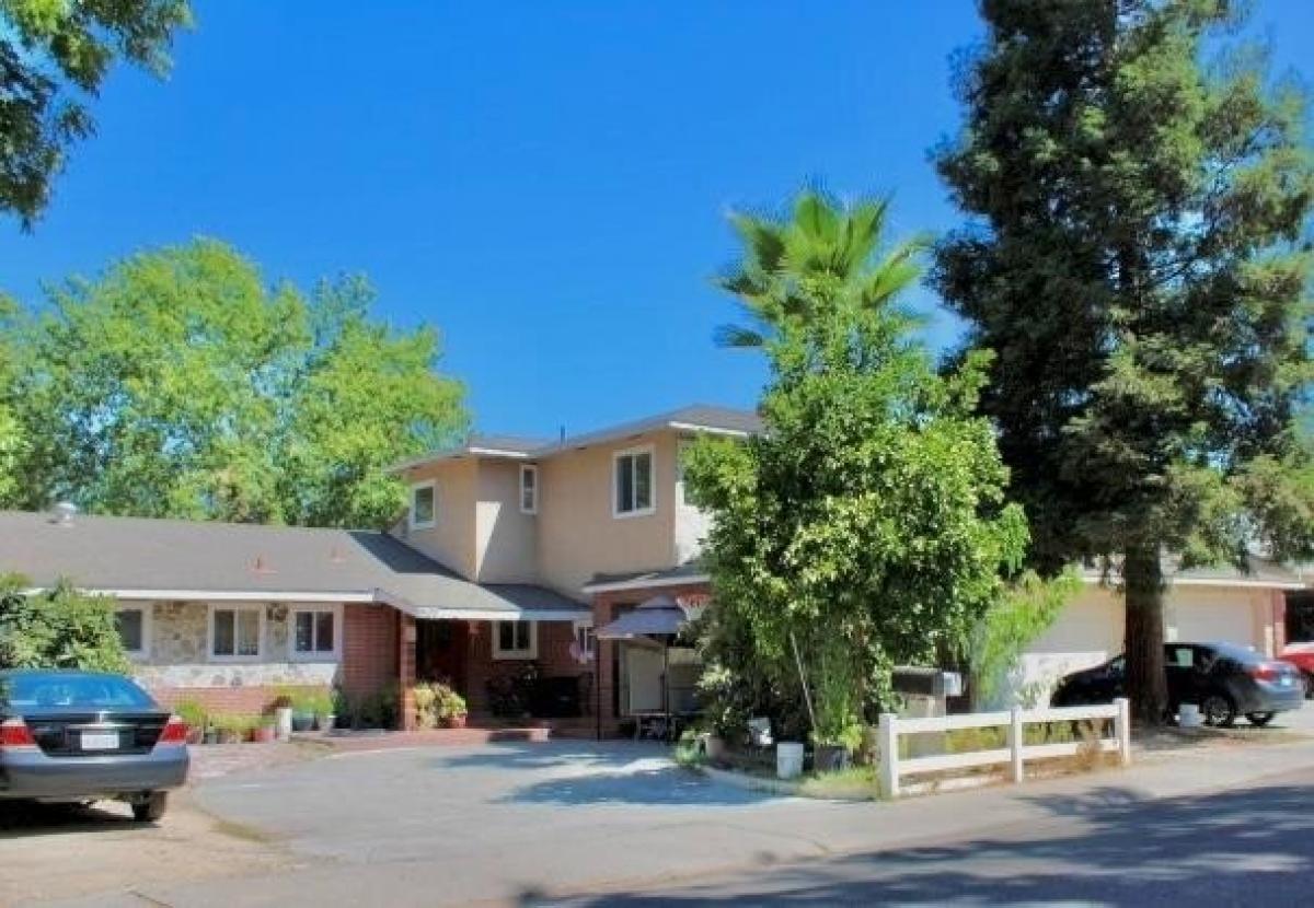 Picture of Home For Sale in Citrus Heights, California, United States