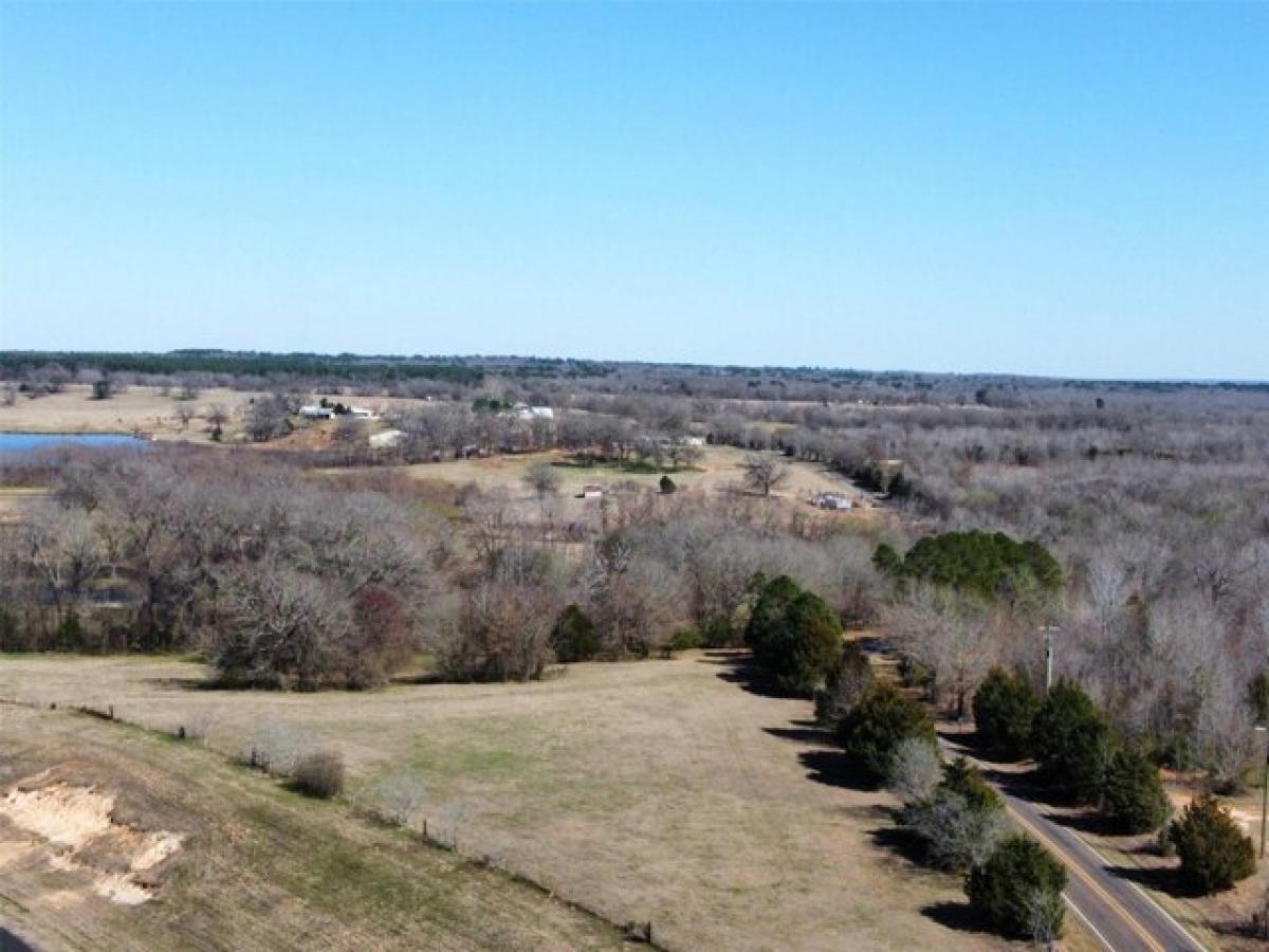 Picture of Residential Land For Sale in Mineola, Texas, United States