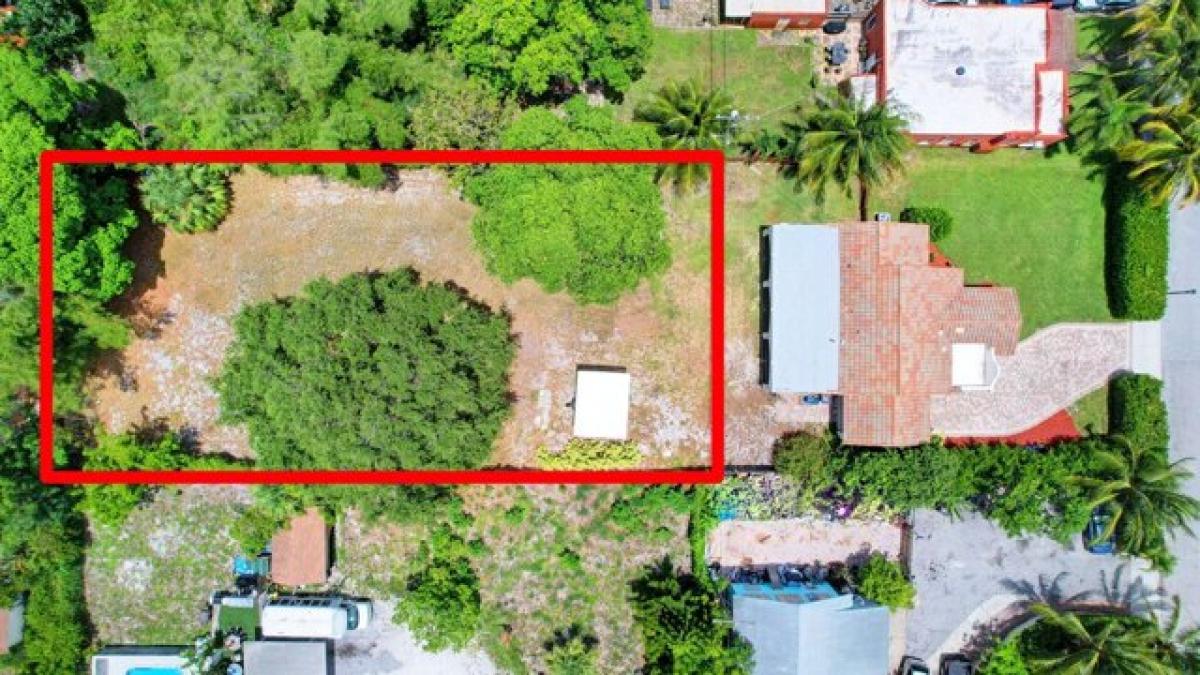 Picture of Residential Land For Sale in West Palm Beach, Florida, United States