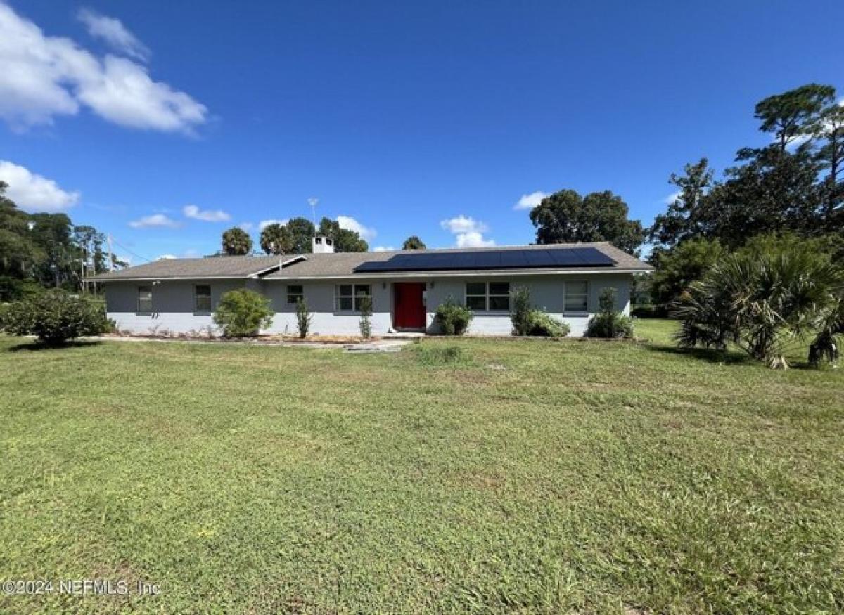 Picture of Home For Sale in Pomona Park, Florida, United States