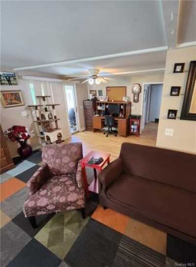 Home For Sale in Middletown, New York