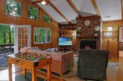 Home For Sale in Terra Alta, West Virginia