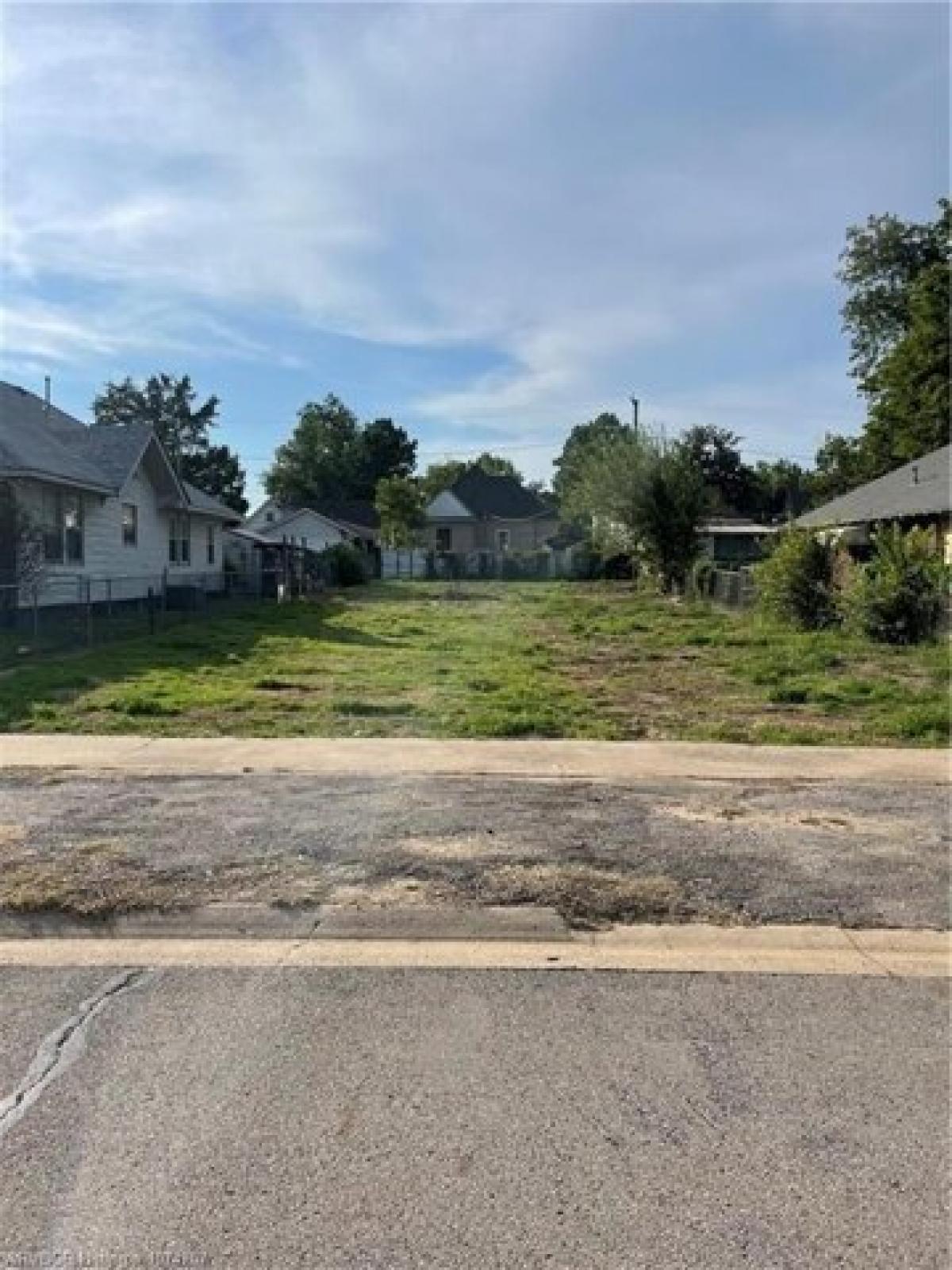 Picture of Residential Land For Sale in Fort Smith, Arkansas, United States