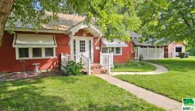 Home For Sale in Sioux City, Iowa