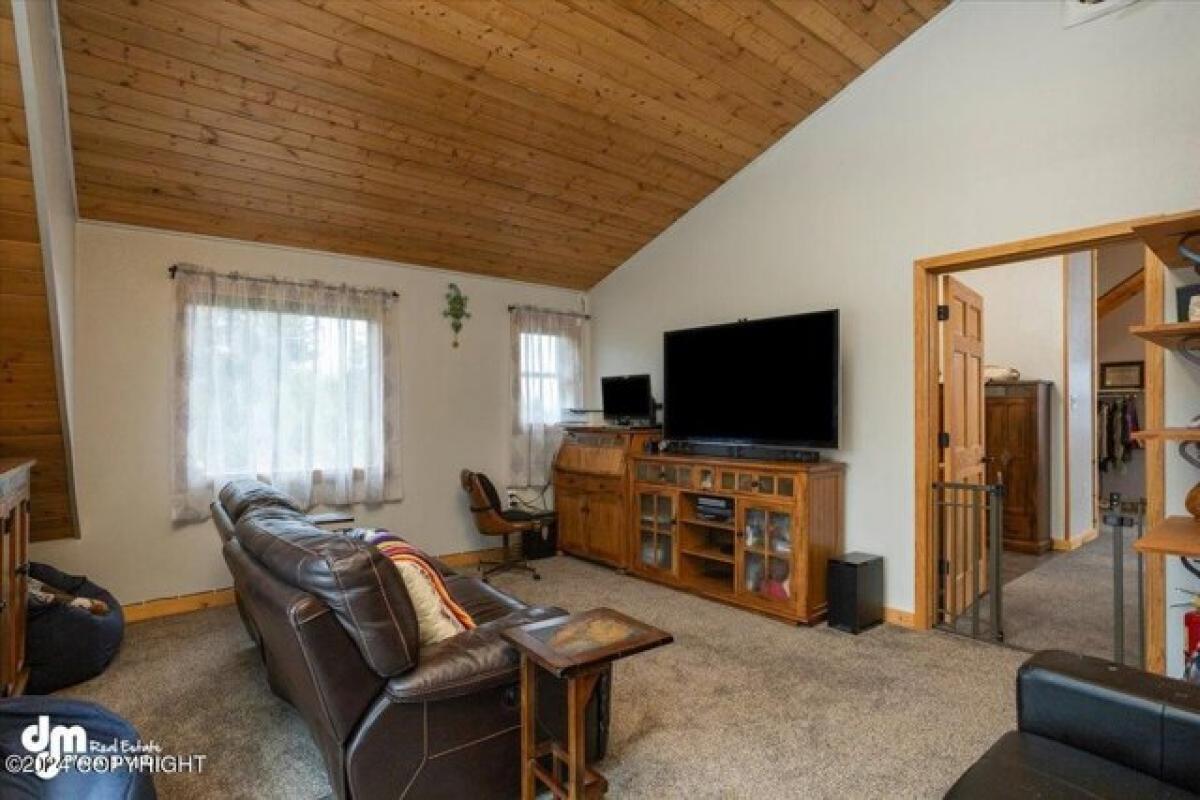 Picture of Home For Sale in Anchor Point, Alaska, United States