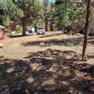 Residential Land For Sale in Sugarloaf, California