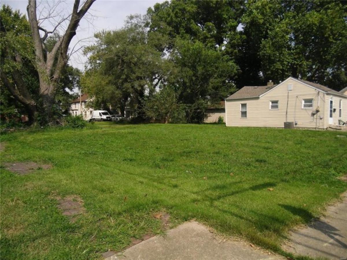 Picture of Residential Land For Rent in Belleville, Illinois, United States