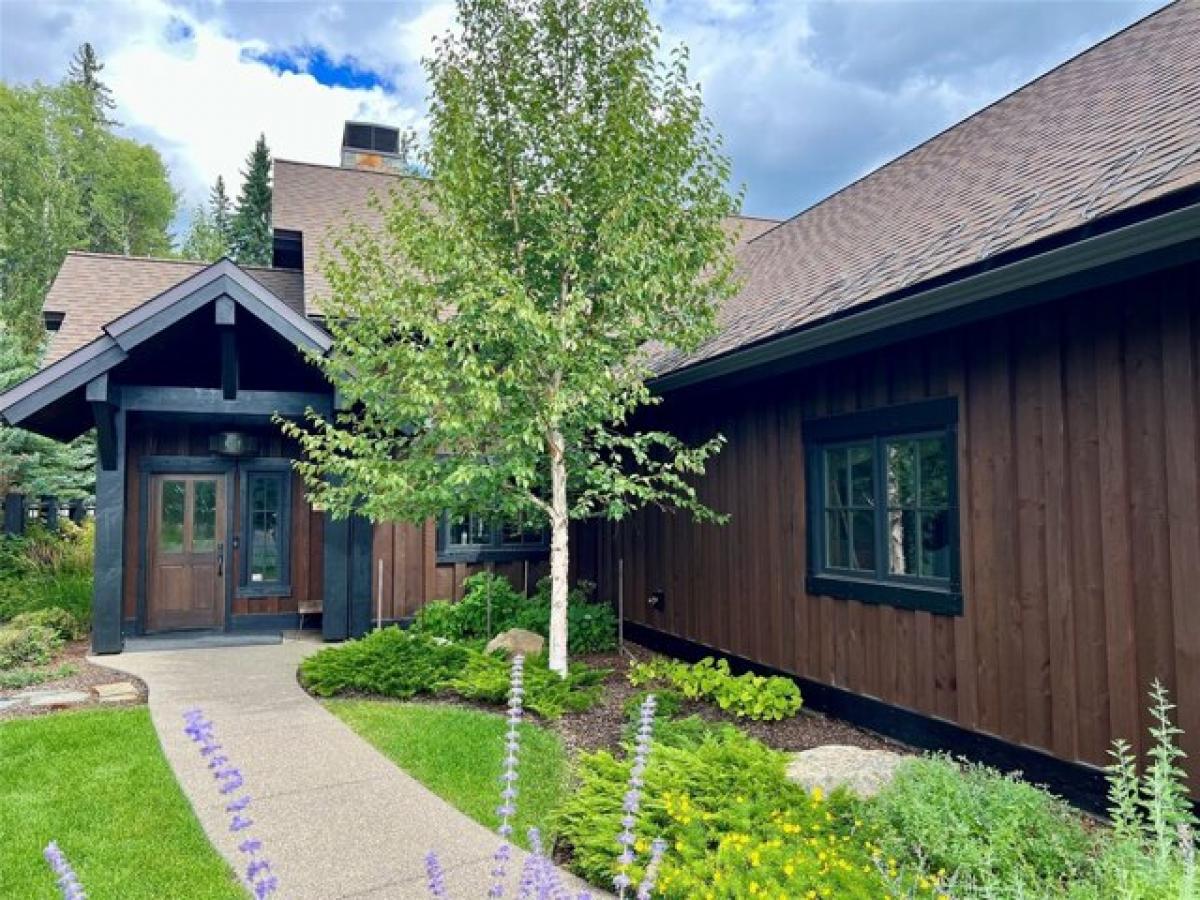 Picture of Home For Sale in Whitefish, Montana, United States