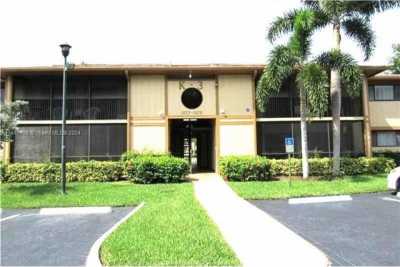 Home For Rent in Tamarac, Florida