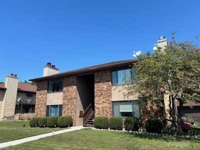 Home For Sale in South Elgin, Illinois