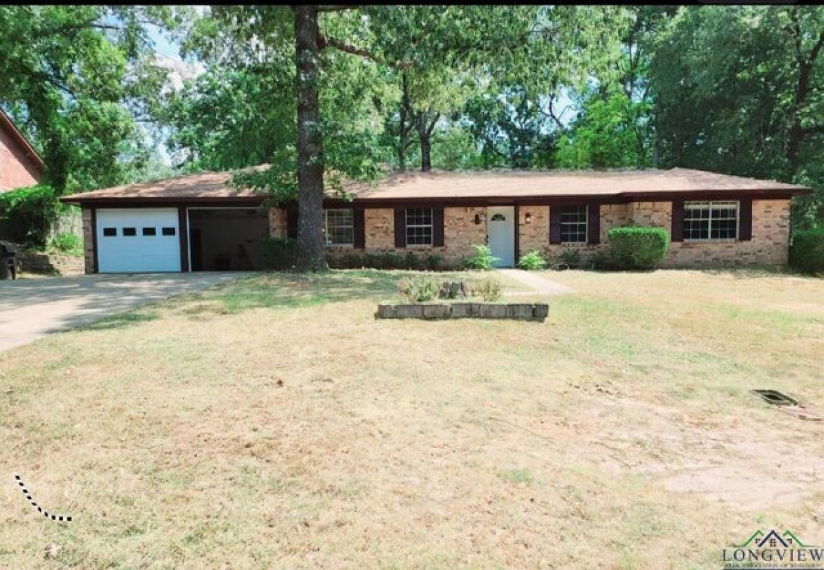 Picture of Home For Sale in Longview, Texas, United States