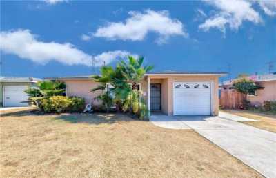 Home For Sale in Compton, California