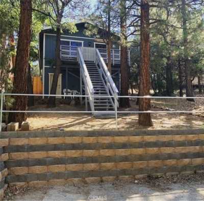 Home For Sale in Sugarloaf, California