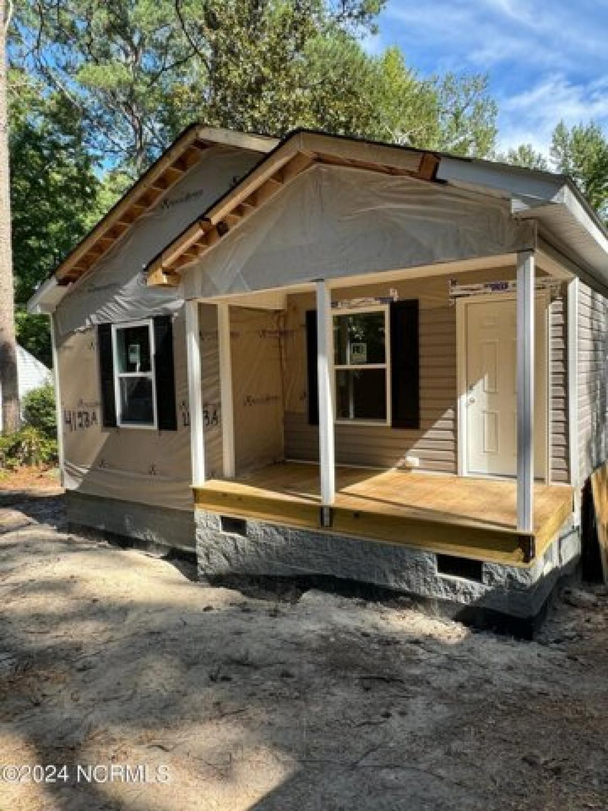 Picture of Home For Sale in Carthage, North Carolina, United States