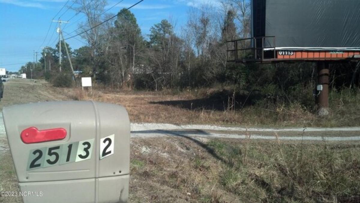 Picture of Residential Land For Sale in Hampstead, North Carolina, United States