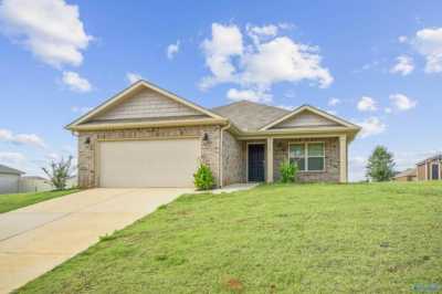 Home For Sale in Hazel Green, Alabama