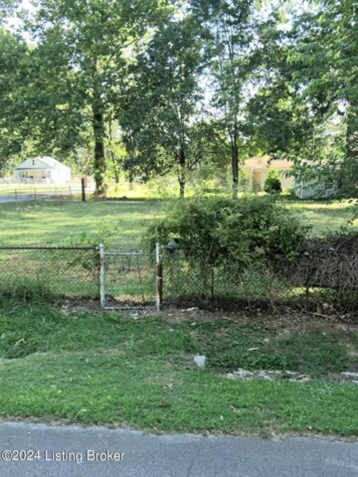 Picture of Residential Land For Sale in Louisville, Kentucky, United States